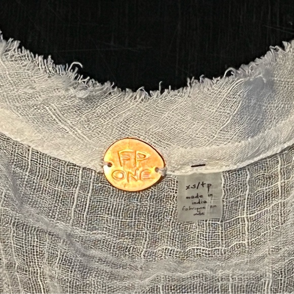 *NWT* Free People Cropped Muslin Top - Picture 2 of 10